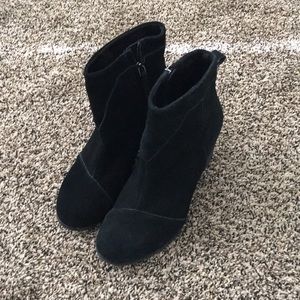 TOMS Luna booties black VGUC 7.5us
